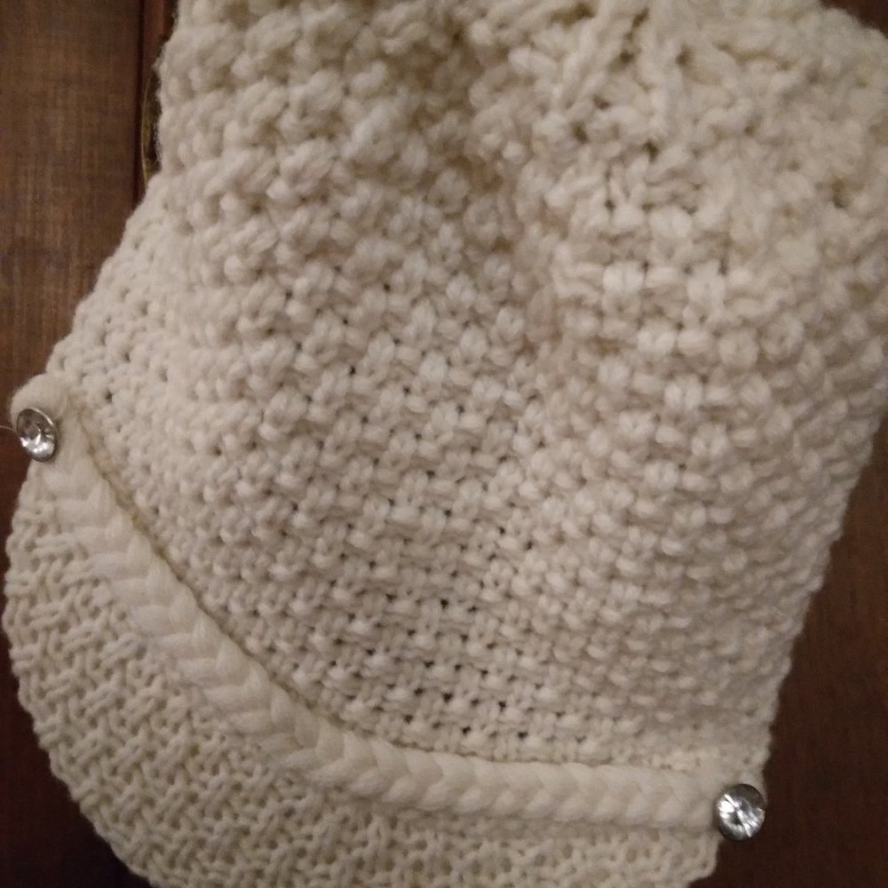 Joe box women's knit hat, white cap